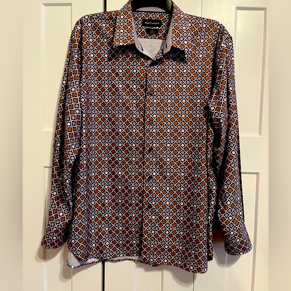 Paul Fredrick size XL Men’s button down shirt. Excellent condition.